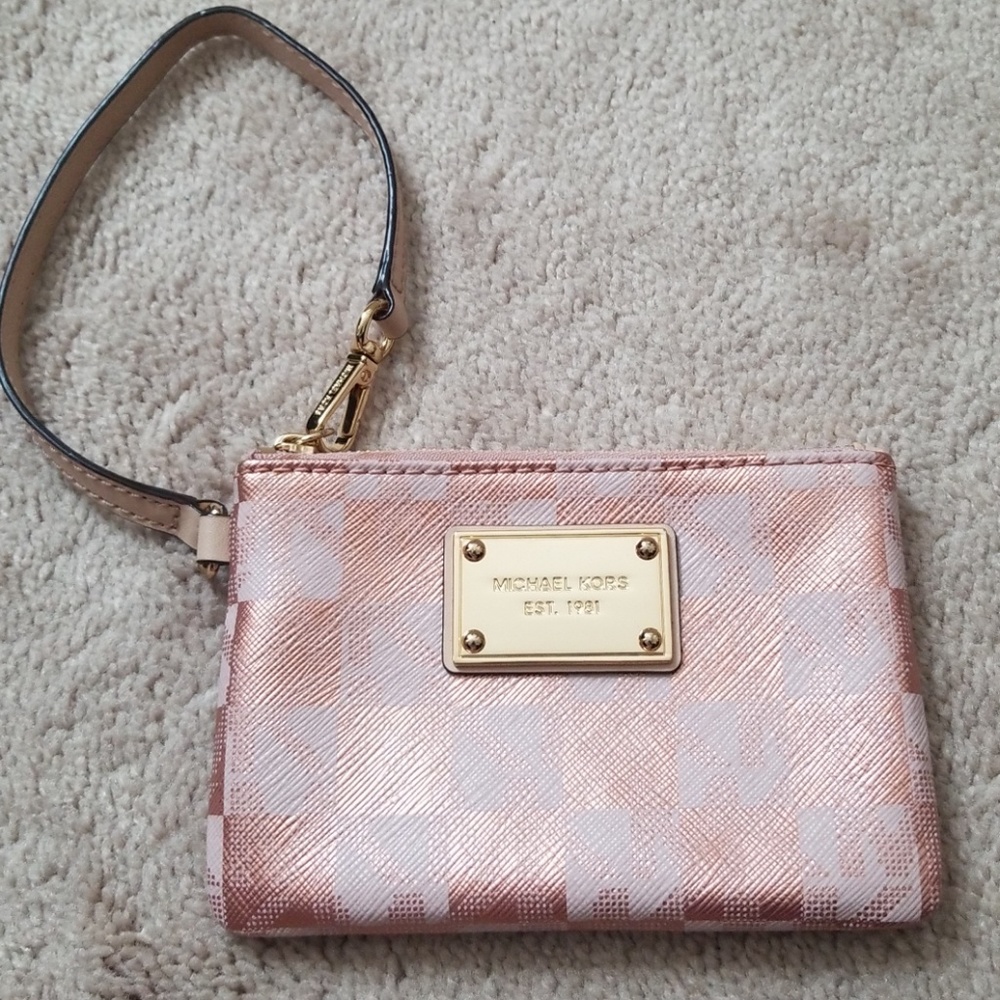 Michael Kors Wristlet